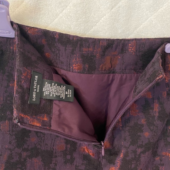 Pencil skirt - Picture 3 of 3